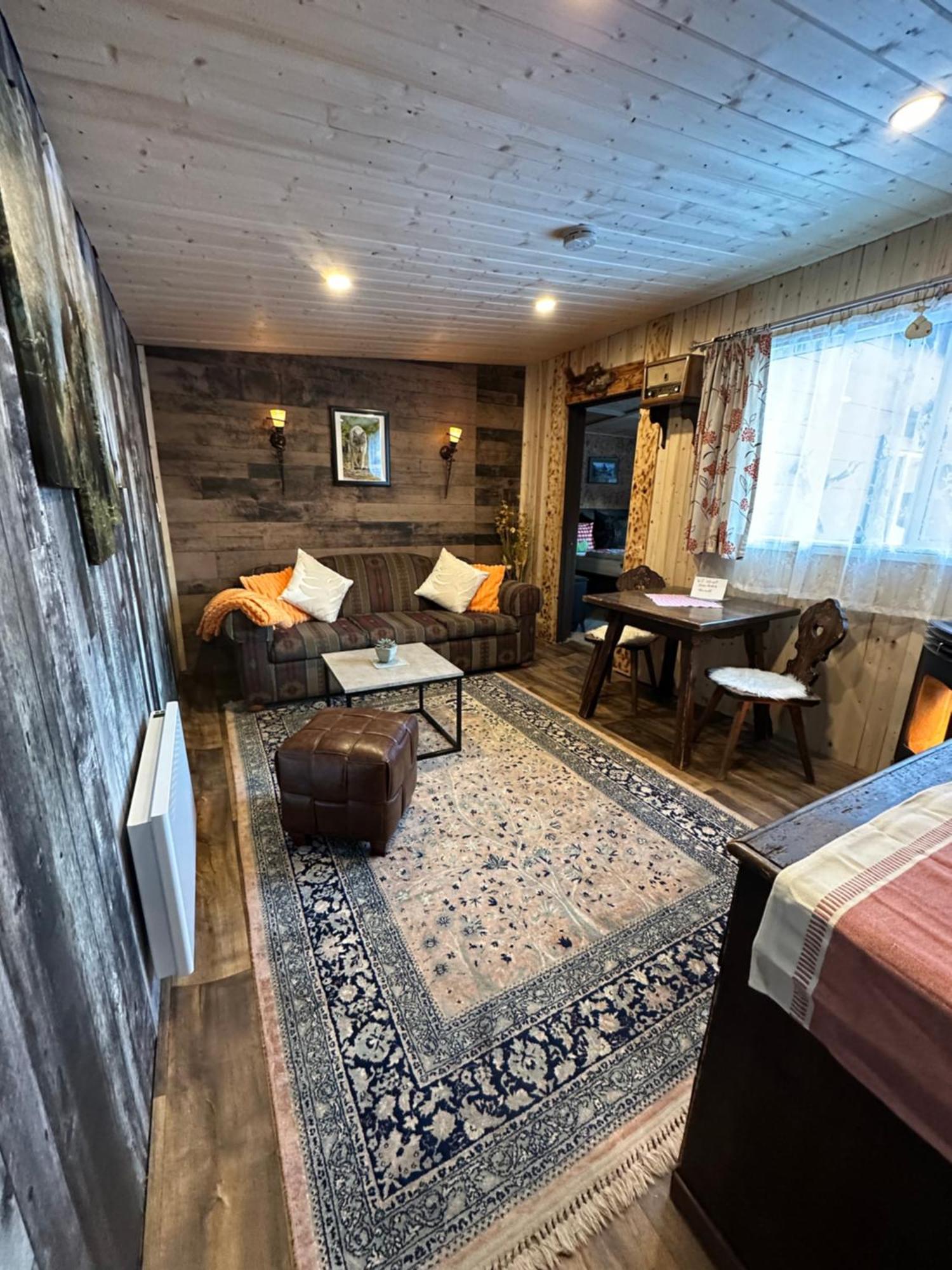 Guesthouse Austria Stewart Екстериор снимка